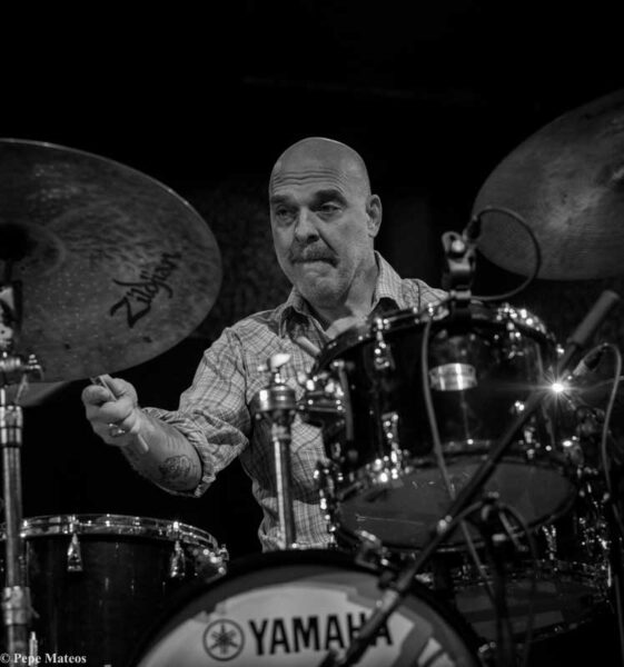 Bad Plus / Snarky Puppy (49 Festival de Jazz de Vitoria-Gasteiz 2026. 2026-07-18) Por Antonio Torres y Pepe Mateos [Conciertos de Jazz] - Tomajazz - Bad Plus y Snarky Puppy actuaron en la jornads final del 49 Festival de Jazz de Vitoria-Gasteiz 2026. Antonio Torres y Pepe Mateos relatan y retratan la jornada. Con Chris Speed, Ben Monder, Reid Anderson, Dave King, Mike Maz Maher, Zach Brock, Justin Stanton, Bobby Sparks II, Bob Lanzetti, Nate Werth, Jamison Ross, Michael League, Jay Jennings, Chris Bullock, Mason Davis
