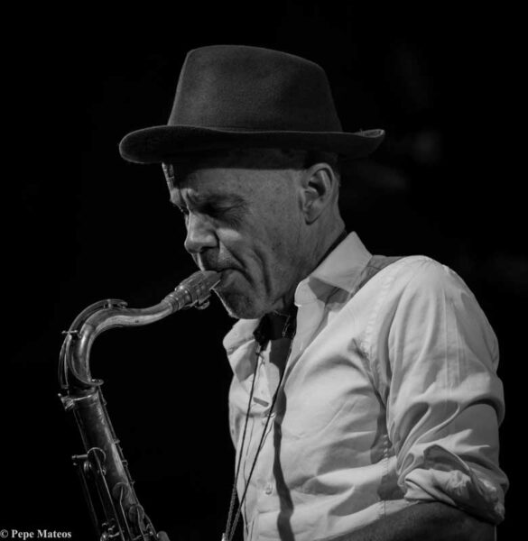 Bad Plus / Snarky Puppy (49 Festival de Jazz de Vitoria-Gasteiz 2026. 2026-07-18) Por Antonio Torres y Pepe Mateos [Conciertos de Jazz] - Tomajazz - Bad Plus y Snarky Puppy actuaron en la jornads final del 49 Festival de Jazz de Vitoria-Gasteiz 2026. Antonio Torres y Pepe Mateos relatan y retratan la jornada. Con Chris Speed, Ben Monder, Reid Anderson, Dave King, Mike Maz Maher, Zach Brock, Justin Stanton, Bobby Sparks II, Bob Lanzetti, Nate Werth, Jamison Ross, Michael League, Jay Jennings, Chris Bullock, Mason Davis