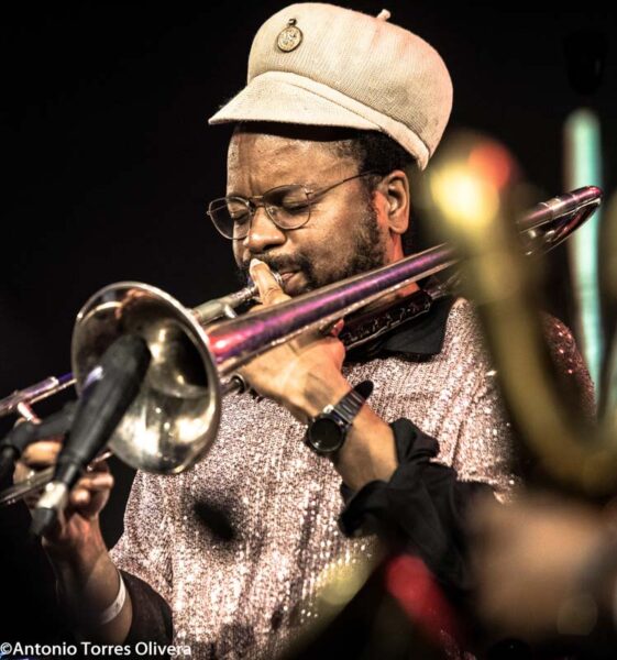 Irene Reig Quartet /Sun Ra Arkestra (49 Festival de Jazz de Vitoria-Gasteiz 2026. 2026-07-16) Por Antonio Torres y Pepe Mateos [Conciertos de Jazz] - Tomajazz - Irene Reig Quartet y Sun Ra Arkestra actuaron en la segunda jornada en Mendizorroza en el 49 Festival de Jazz de Vitoria-Gasteiz 2026. Antonio Torres y Pepe Mateos dan cuenta del concierto
