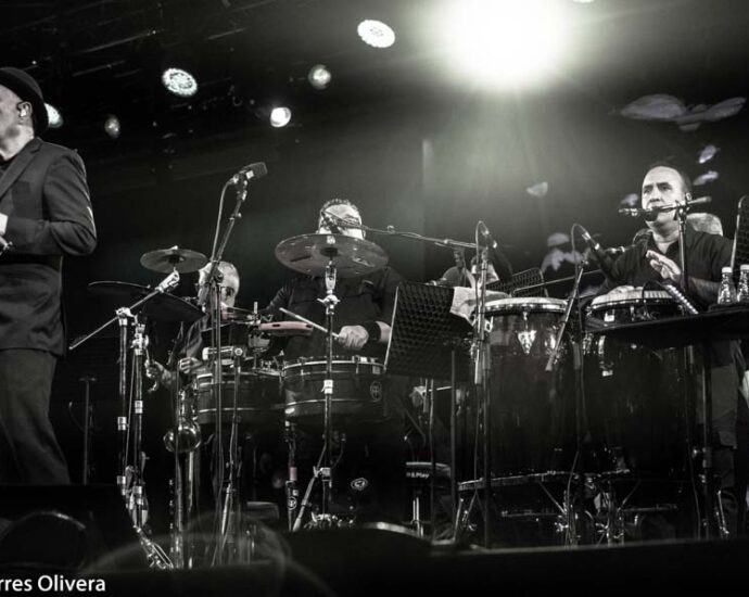 Magalí Sare & Manel Fortiá / Ruben Blades y Roberto Delgado Big Band (49 Festival de Jazz de Vitoria-Gasteiz 2026. 2026-07-17) Por Antonio Torres y Pepe Mateos [Conciertos de Jazz] - Tomajazz - Magalí Sare & Manel Fortiá y Ruben Blades y Roberto Delgado Big Band actuaron en el 49 Festival de Jazz de Vitoria-Gasteiz 2026. Antonio Torres y Pepe Mateos repasan la jornada.