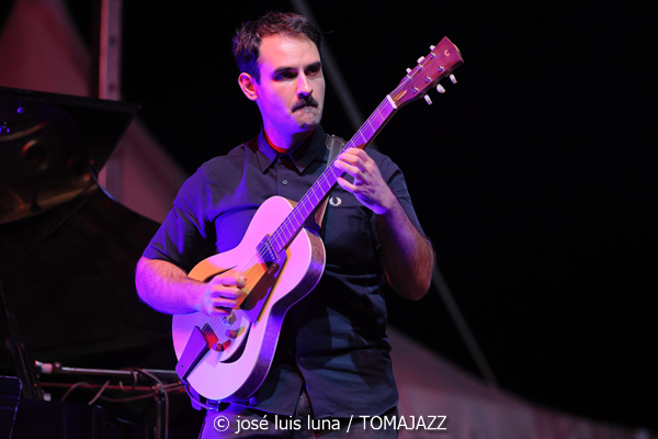 Eivissa Jazz Experience 2026 (38 Eivissa Jazz Festival. 2026-09-04) Por José Luis Luna Rocafort [INSTANTZZ AKA Galería fotográfica AKA Fotoblog de jazz, impro… y algo más] - Tomajazz - Eivissa Jazz Experience 2026 en el 38 Eivissa Jazz Festival, el 4 de septiembre de 2026. José Luis Luna Rocafort retrata en INSTANTZZ una propuesta clásica el Festival de Jazz de Ibiza. En 2026 con Abe Rábade, Ramon Prats, Toño Miguel, Eva Fernández, Alejandro Vargas, Antoni Marí
