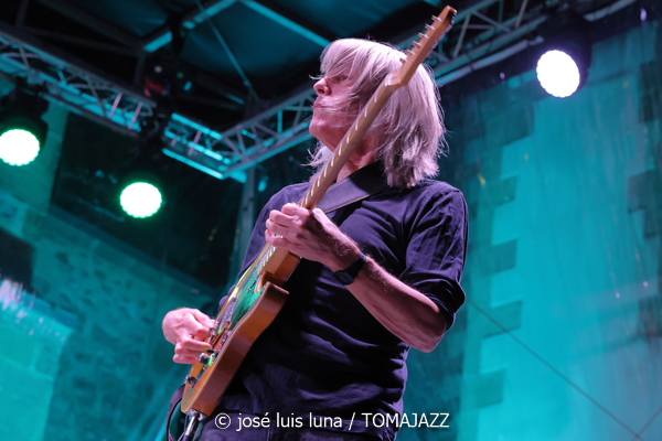 Marcus Miller: We Want Miles! (61 Jazzaldia 2026. Donosti. 2026-07-25) Por José Luis Luna Rocafort [INSTANTZZ AKA Galería fotográfica AKA Fotoblog de jazz, impro… y algo más] - Tomajazz - Marcus Miller: We Want Miles! actuó en el 61 Jazzaldia 2026. José Luis Luna Rocafort lo retrata en INSTANTZZ. Con