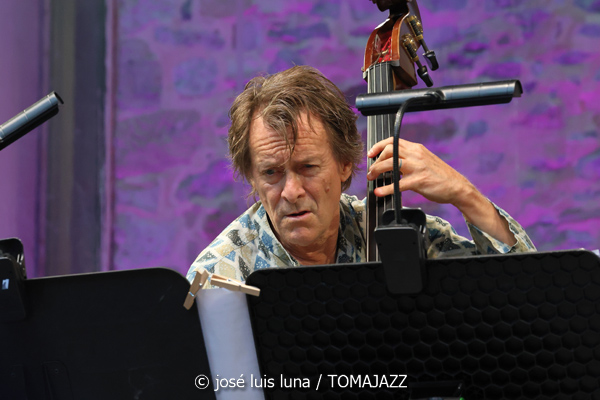 Charles Tolliver Africa/Brass Celebrating Coltrane's Centennial (61 Jazzaldia 2026. Donosti. 2026-07-25) Por José Luis Luna Rocafort [INSTANTZZ AKA Galería fotográfica AKA Fotoblog de jazz, impro… y algo más] - Tomajazz - Charles Tolliver Africa/Brass Celebrating Coltrane's Centennial actuó en el 61 Jazzaldia 2026 en San Sebastián. José Luis Luna Rocafort lo retrata en INSTANTZZ. Con Charles Tolliver, Camille Thurman, Darrell Green, Antonio Faraò, Chris Dahlgren, Eneko Dieguez, Miguel Velasco, Antonio Lozano, Pedro Mullor Boix, Ariadna Alcober Lizana, Alba Castellanos Fernández, Galder Oneca Fuentes, Nicolás Chasco, Alessio Lubrano, Ander Caro, Asier Iturbe, Aníbal Andrés, Aránzazu Rodríguez