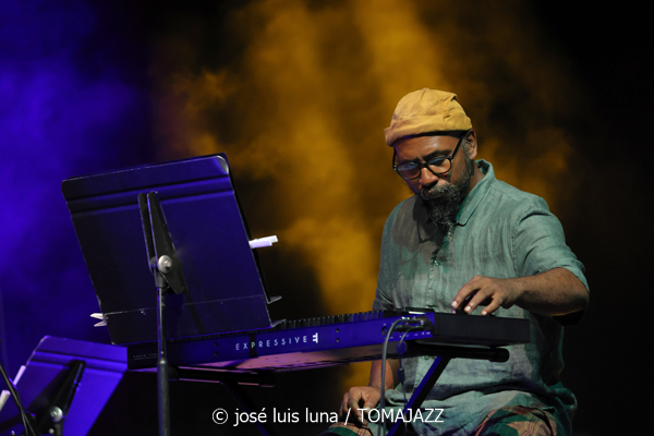 Eivissa Jazz Experience 2026 (38 Eivissa Jazz Festival. 2026-09-04) Por José Luis Luna Rocafort [INSTANTZZ AKA Galería fotográfica AKA Fotoblog de jazz, impro… y algo más] - Tomajazz - Eivissa Jazz Experience 2026 en el 38 Eivissa Jazz Festival, el 4 de septiembre de 2026. José Luis Luna Rocafort retrata en INSTANTZZ una propuesta clásica el Festival de Jazz de Ibiza. En 2026 con Abe Rábade, Ramon Prats, Toño Miguel, Eva Fernández, Alejandro Vargas, Antoni Marí