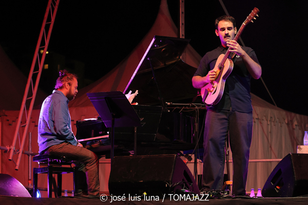 Eivissa Jazz Experience 2026 (38 Eivissa Jazz Festival. 2026-09-04) Por José Luis Luna Rocafort [INSTANTZZ AKA Galería fotográfica AKA Fotoblog de jazz, impro… y algo más] - Tomajazz - Eivissa Jazz Experience 2026 en el 38 Eivissa Jazz Festival, el 4 de septiembre de 2026. José Luis Luna Rocafort retrata en INSTANTZZ una propuesta clásica el Festival de Jazz de Ibiza. En 2026 con Abe Rábade, Ramon Prats, Toño Miguel, Eva Fernández, Alejandro Vargas, Antoni Marí