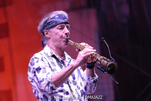 Marcus Miller: We Want Miles! (61 Jazzaldia 2026. Donosti. 2026-07-25) Por José Luis Luna Rocafort [INSTANTZZ AKA Galería fotográfica AKA Fotoblog de jazz, impro… y algo más] - Tomajazz - Marcus Miller: We Want Miles! actuó en el 61 Jazzaldia 2026. José Luis Luna Rocafort lo retrata en INSTANTZZ. Con