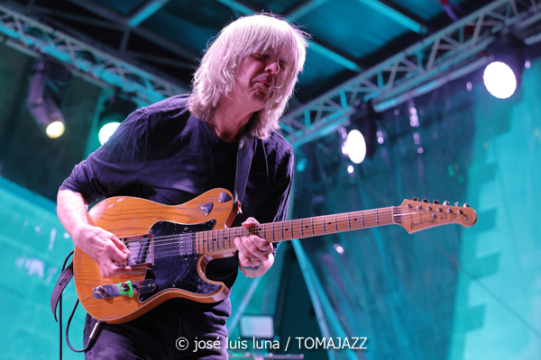 Marcus Miller: We Want Miles! (61 Jazzaldia 2026. Donosti. 2026-07-25) Por José Luis Luna Rocafort [INSTANTZZ AKA Galería fotográfica AKA Fotoblog de jazz, impro… y algo más] - Tomajazz - Marcus Miller: We Want Miles! actuó en el 61 Jazzaldia 2026. José Luis Luna Rocafort lo retrata en INSTANTZZ. Con