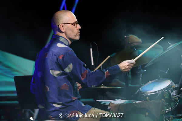 Eivissa Jazz Experience 2026 (38 Eivissa Jazz Festival. 2026-09-04) Por José Luis Luna Rocafort [INSTANTZZ AKA Galería fotográfica AKA Fotoblog de jazz, impro… y algo más] - Tomajazz - Eivissa Jazz Experience 2026 en el 38 Eivissa Jazz Festival, el 4 de septiembre de 2026. José Luis Luna Rocafort retrata en INSTANTZZ una propuesta clásica el Festival de Jazz de Ibiza. En 2026 con Abe Rábade, Ramon Prats, Toño Miguel, Eva Fernández, Alejandro Vargas, Antoni Marí