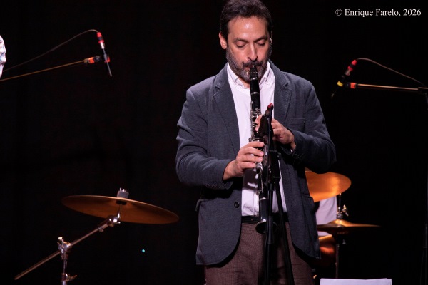 Tropical Moon Jazz Band "New Orleans Vermú" (VICALJAZZ. Festival de Jazz de Vicálvaro C.C. Fuente de San Pedro-Valderrivas, Madrid. 2026-10-17) Por Enrique Farelo [Concierto de jazz] - Tomajazz - Tropical Moon Jazz Band "New Orleans Vermú" participó en VICALJAZZ. Festival de Jazz de Vicálvaro, Madrid, el 17 de octubre de 2026. Enrique Farelo da cuenta del concierto. Con