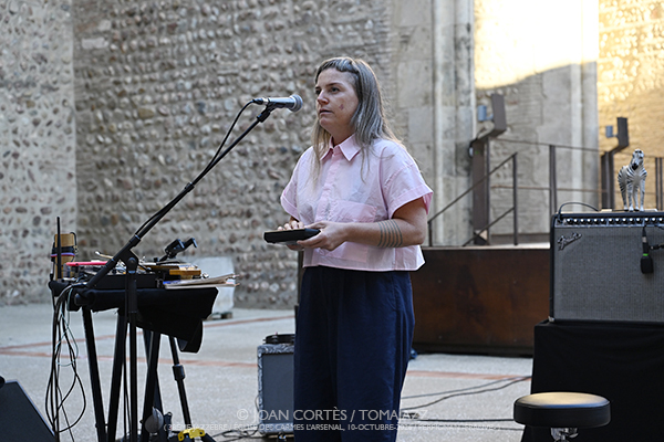 Tatiana Paris «Thalle» (38è Jazzèbre / Église de Carmes L’Arsenal, 2026-10-10 / Perpignan -France-) [2] Por Joan Cortès [INSTANTZZ AKA Galería fotográfica AKA Fotoblog de jazz, impro… y algo más] - Tomajazz - Tatiana Paris «Thalle» (38è Jazzèbre / Église de Carmes L’Arsenal, 2026-10-10 / Perpignan -France-) [2] Por Joan Cortès [INSTANTZZ