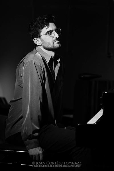 Libèrica Quintet (Club del Disco, 2026-10-02 / Barcelona) Por Joan Cortès [INSTANTZZ AKA Galería fotográfica AKA Fotoblog de jazz, impro… y algo más] - Tomajazz - Libèrica Quintet actuó en el Club del Disco de Barcelona, el 2 de octubre de 2026. Joan Cortès lo retrata en INSTANTZZ. Con