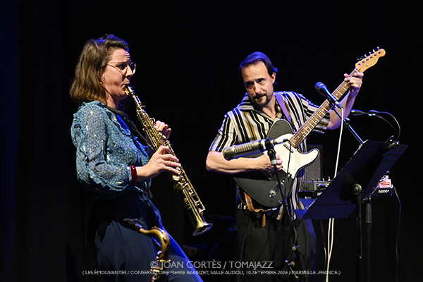 Maussion & Tereygeol 4t «Abysskiss» (Les Émouvantes / CPBM, 2026-09-10 / Marseille) [01] Por Joan Cortès [INSTANTZZ AKA Galería fotográfica AKA Fotoblog de jazz, impro… y algo más] - Tomajazz - Maussion & Tereygeol 4t «Abysskiss» actuaron en el festival Les Émouvantes de Marsella el 10 de septiembre de 2026. Joan Cortès lo retrata en INSTANTZZ. Con Camille Maussion, Pierre Tereygeol, Victor Auffray, Ilya Amar