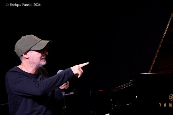 Trío Corrente "Vinte e cinco" (VICALJAZZ. Festival de Jazz de Vicálvaro C.C. Fuente de San Pedro-Valderrivas. 2026-10-16) Por Enrique Farelo [Grabación de jazz] - Tomajazz - Trío Corrente "Vinte e cinco" actuó en VICALJAZZ, Festival de Jazz de Vicálvaro, el 16 de octubre de 2026. Enrique Farelo relata el concierto. Con