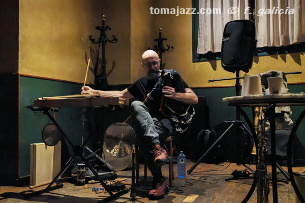 Albert Cirera & Pedro Mari Martín (Juan Sebastián Bar, Huesca. 2026-10-01) Por Fabio Galicia [INSTANTZZ AKA Galería fotográfica AKA Fotoblog de jazz, impro… y algo más] - Tomajazz