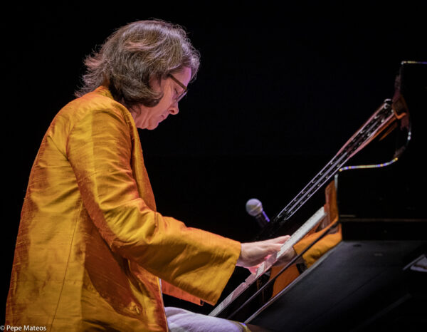 Kris Davis Trío/ Isaiah Collier Quartet (49 Festival de Jazz de Vitoria-Gasteiz 2026. 2026-07-16 y 18) Por Antonio Torres y Pepe Mateos [Conciertos de Jazz] - Tomajazz - Kris Davis Trío / Isaiah Collier Quartet actuaron en el 49 Festival de Jazz de Vitoria-Gasteiz 2026. Antonio Torres y Pepe Mateos relatan y retratan los conciertos. Con Kris Davis, Robert Hurst, Johnathan Blake, Isaiah Collier, Conway Campbell, Davis Whitfield, Tim Regis