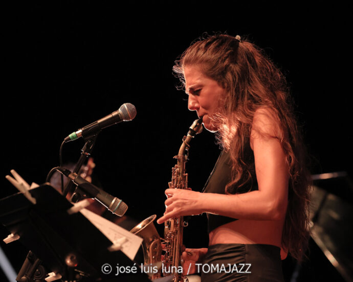 Eivissa Jazz Experience 2026 (38 Eivissa Jazz Festival. 2026-09-04) Por José Luis Luna Rocafort [INSTANTZZ AKA Galería fotográfica AKA Fotoblog de jazz, impro… y algo más] - Tomajazz - Eivissa Jazz Experience 2026 en el 38 Eivissa Jazz Festival, el 4 de septiembre de 2026. José Luis Luna Rocafort retrata en INSTANTZZ una propuesta clásica el Festival de Jazz de Ibiza. En 2026 con Abe Rábade, Ramon Prats, Toño Miguel, Eva Fernández, Alejandro Vargas, Antoni Marí