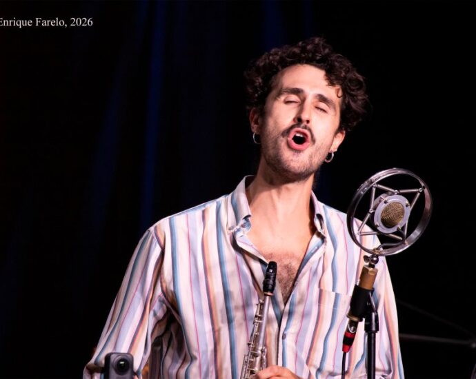 Tropical Moon Jazz Band "New Orleans Vermú"  (VICALJAZZ. Festival de Jazz de Vicálvaro C.C. Fuente de San Pedro-Valderrivas, Madrid. 2026-10-17) Por Enrique Farelo [Concierto de jazz] - Tomajazz - Tropical Moon Jazz Band "New Orleans Vermú" participó en VICALJAZZ. Festival de Jazz de Vicálvaro, Madrid, el 17 de octubre de 2026. Enrique Farelo da cuenta del concierto. Con Tonisax (Toni de Silóniz), Marcos Prieto, Lev Borovskyi, Daniel Cabrera, Paolo Furio Marasso, Raúl Rodríguez